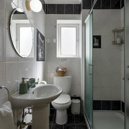 Sweet Retreat 2-br In Mackenzie Διαμέρισμα