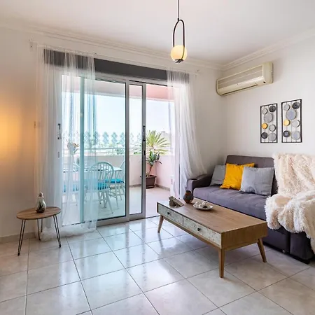 Sweet Retreat 2-br In Mackenzie Λάρνακα