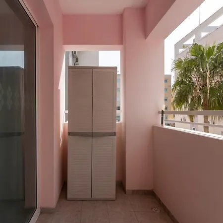 Sweet Retreat 2-br In Mackenzie Apartamento *