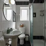 Sweet Retreat 2-br In Mackenzie Apartment