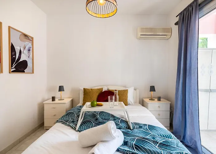 Sweet Retreat 2-br In Mackenzie * Larnaca